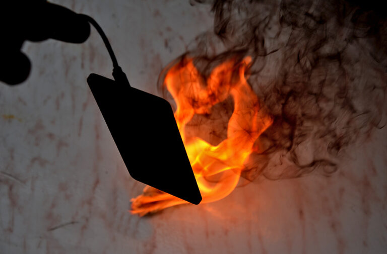 How to Put Out a Lithium-Ion Battery Fire – Brazas Fire